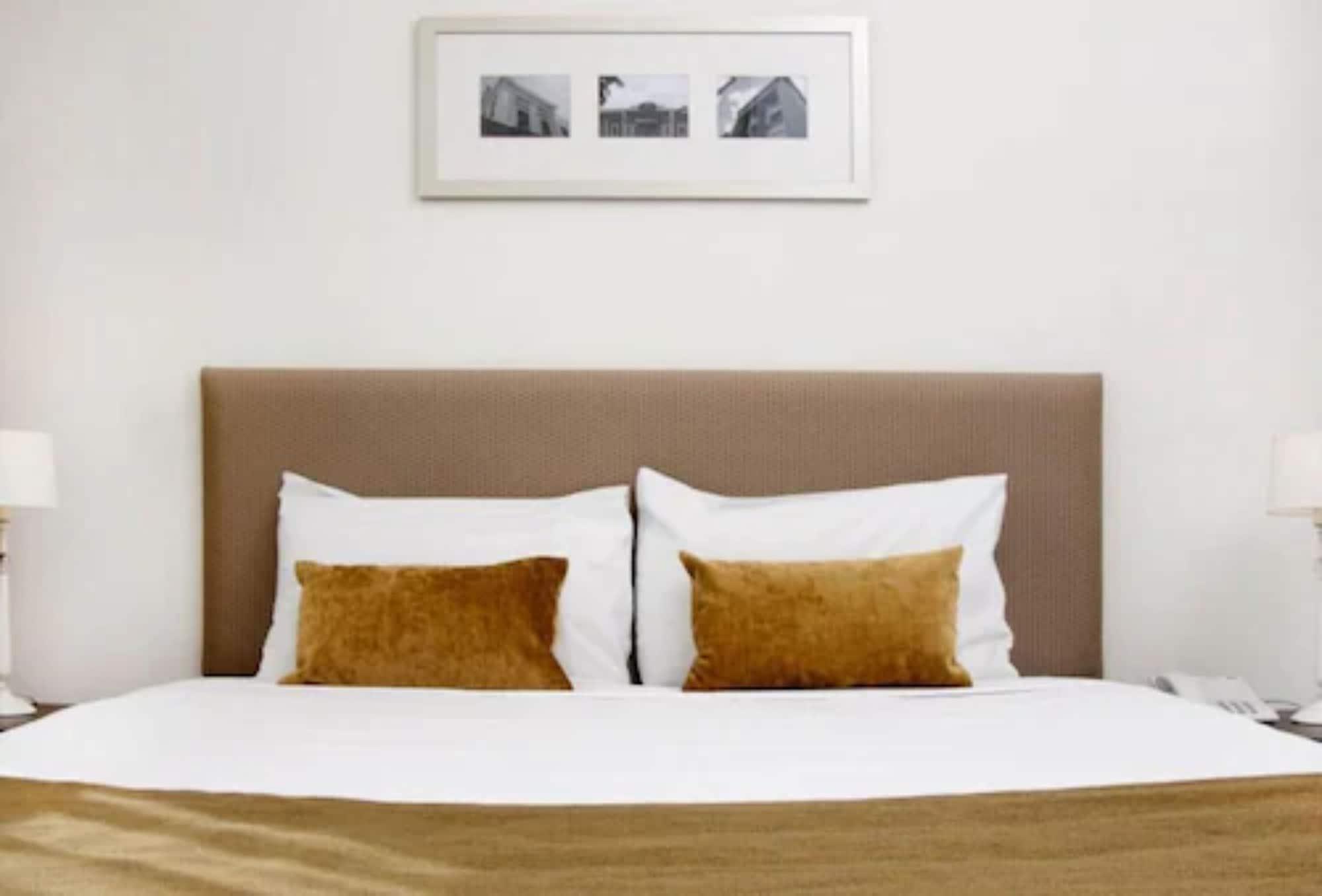 Quest On London Aparthotel Hamilton Buitenkant foto