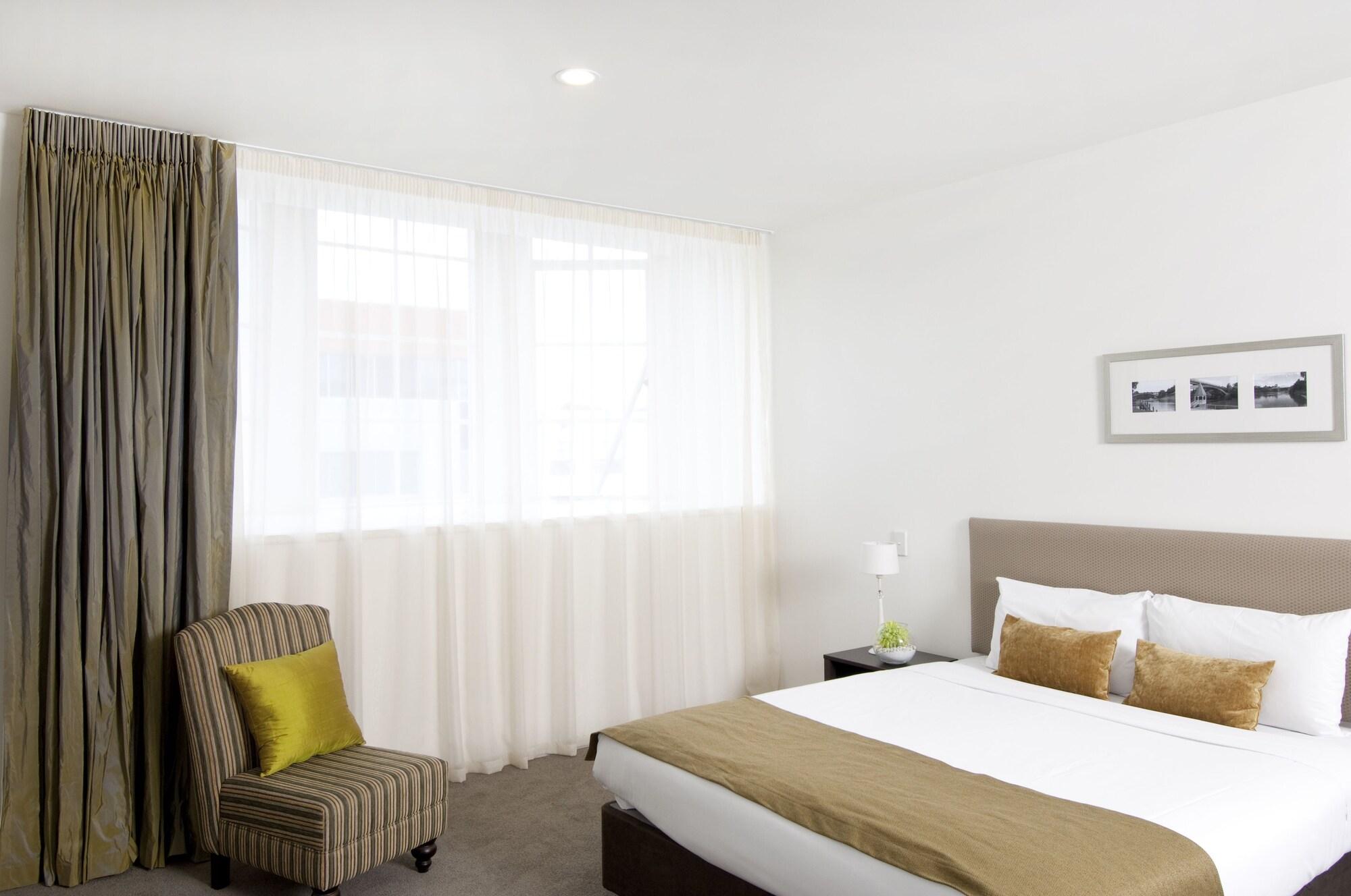 Quest On London Aparthotel Hamilton Buitenkant foto