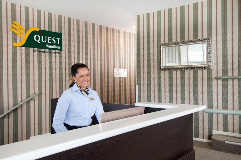 Quest On London Aparthotel Hamilton Buitenkant foto