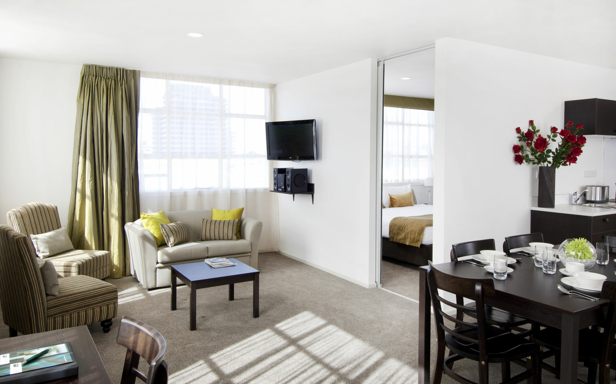 Quest On London Aparthotel Hamilton Buitenkant foto