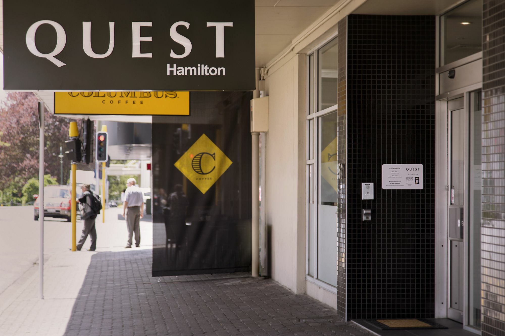 Quest On London Aparthotel Hamilton Buitenkant foto