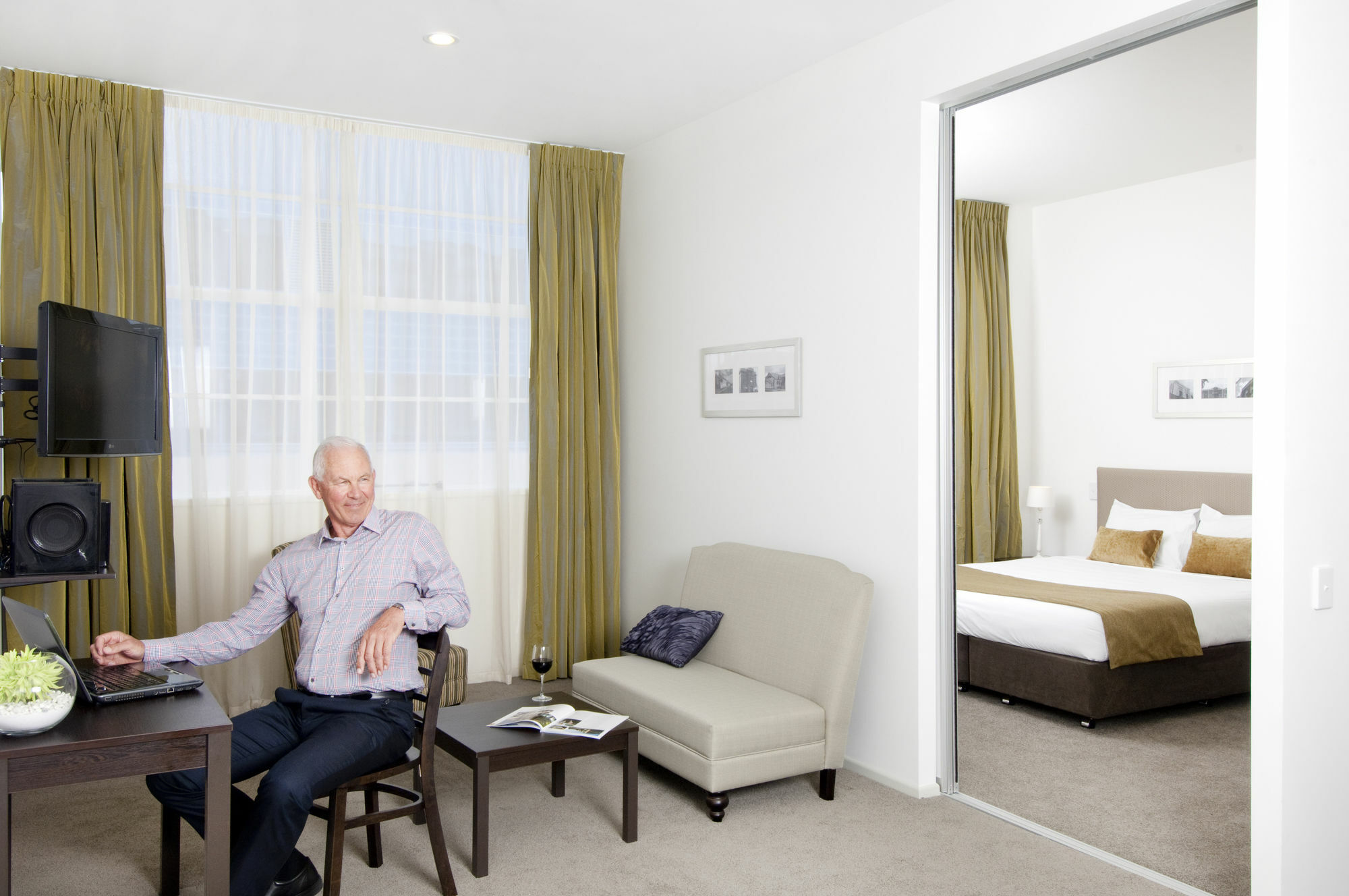 Quest On London Aparthotel Hamilton Buitenkant foto